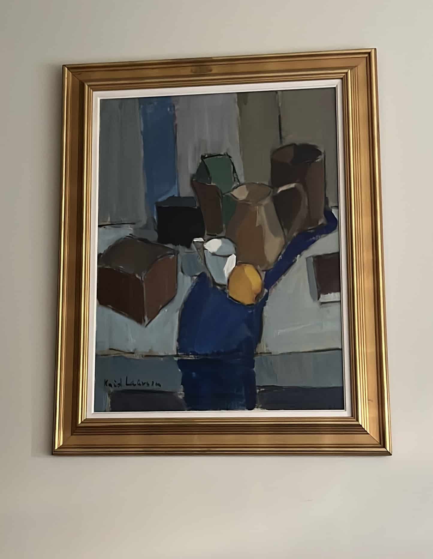 How Can I Protect Artwork From Winter Humidity And Sunlight? 2